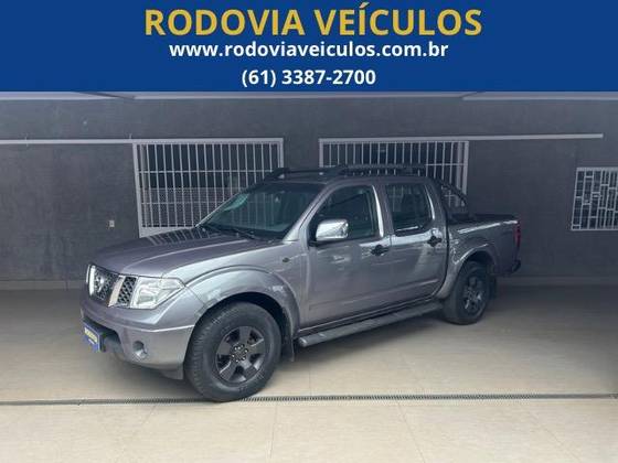 NISSAN FRONTIER 2.5 LE 4X4 CD TURBO ELETRONIC DIESEL 4P AUTOMÁTICO NISSAN FRONTIER 2.5 LE 4X4 CD TURBO ELETRONIC DIESEL 4P AUTOMÁTICO